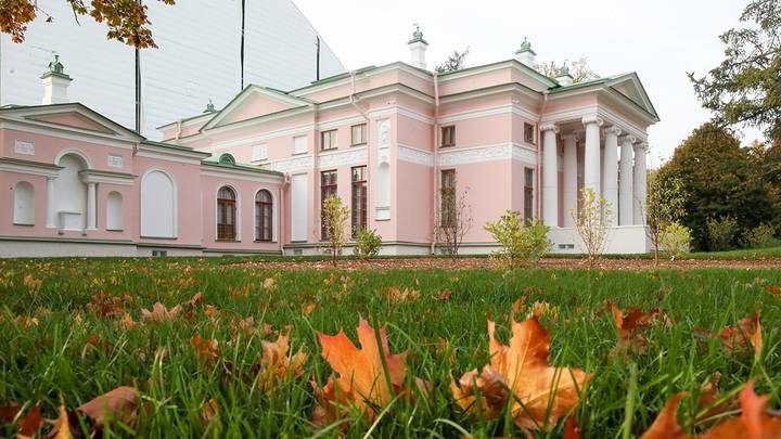 Реставрацию дворца-театра «Останкино» завершат за два года