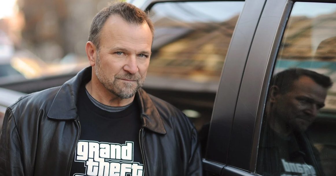 Нед Люк, озвучивший Майкла из GTA V, прилетел в Москву